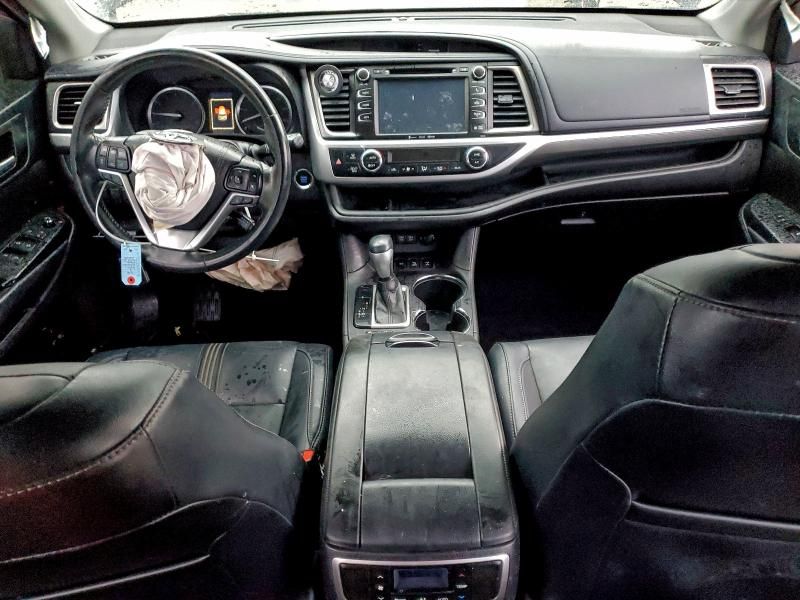 2018 Toyota Highlander se