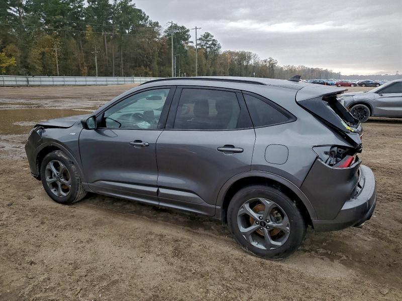 2023 Ford Escape st Line