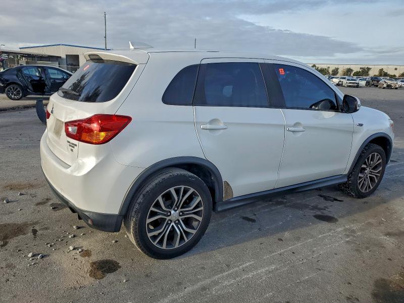 2017 Mitsubishi Outlander Sport es