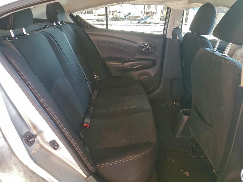 2018 Nissan Versa s