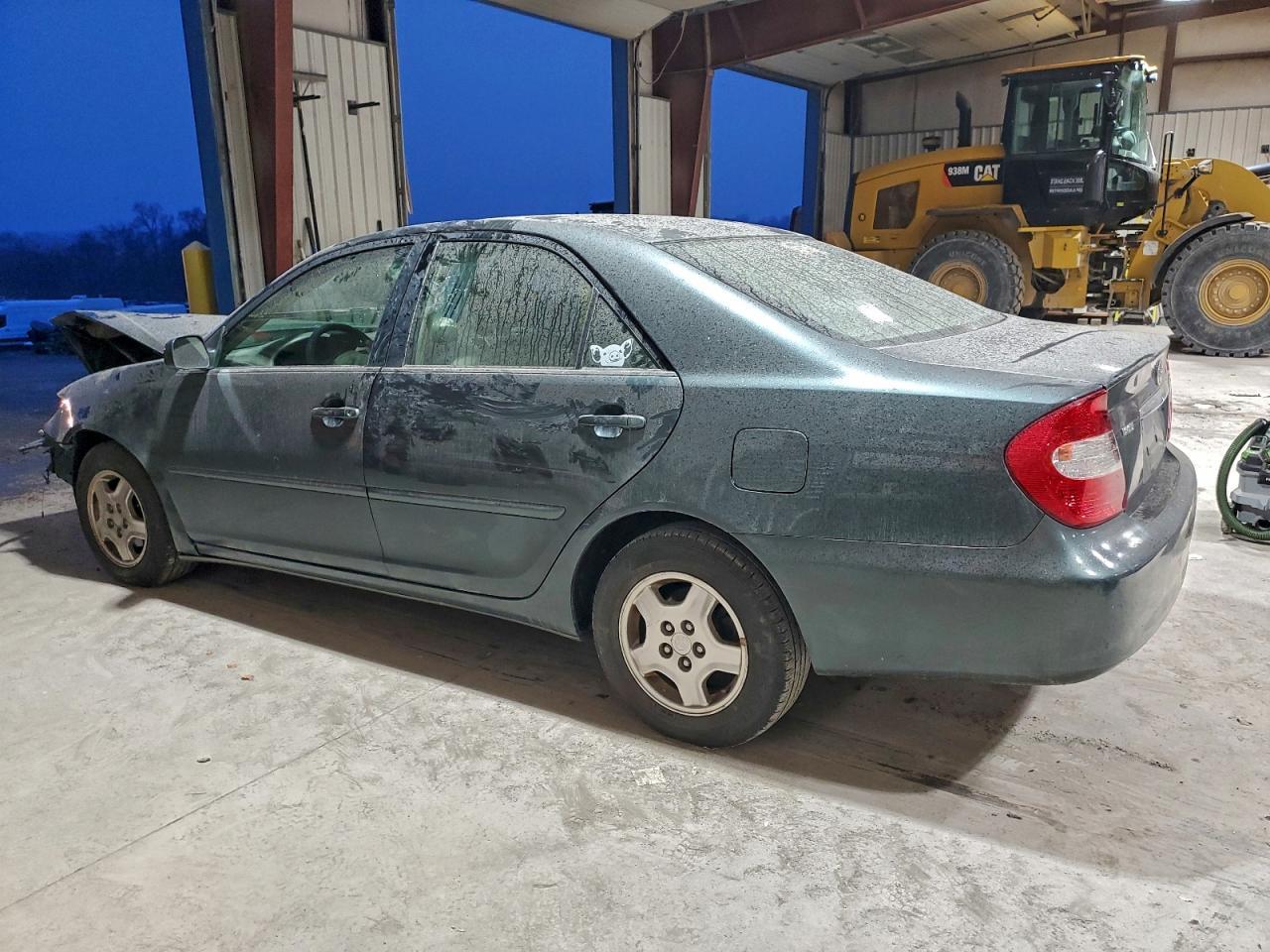 2003 Toyota Camry le