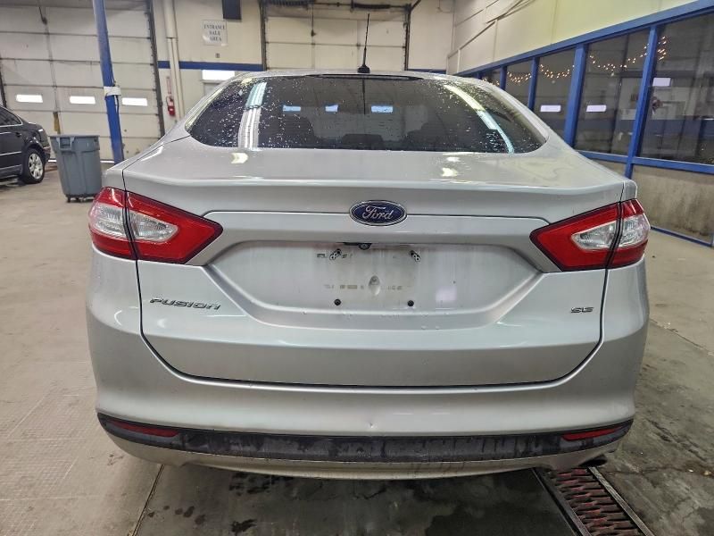 2015 Ford Fusion se