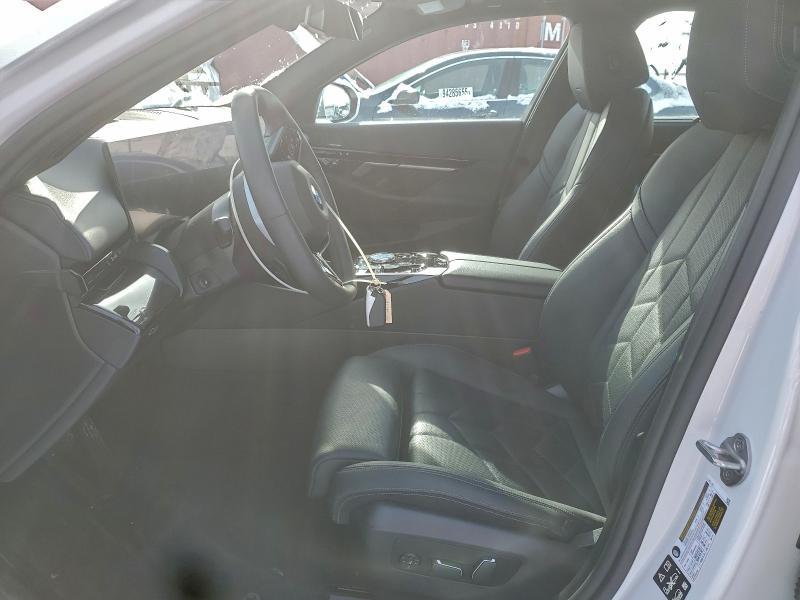 2024 BMW 530 xi