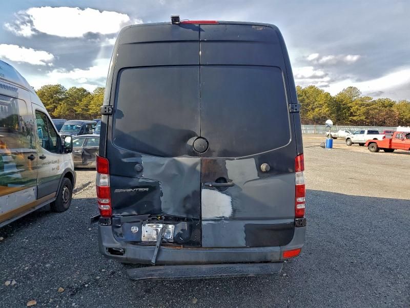 2015 Mercedes-Benz 2015 Mercedes Benz Sprinter Refrigerated Deliveryv