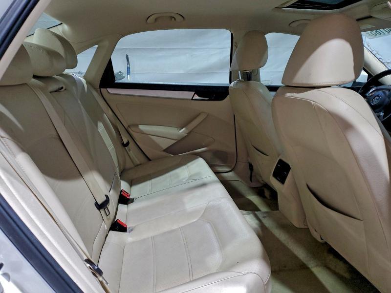 2013 Volkswagen Passat se
