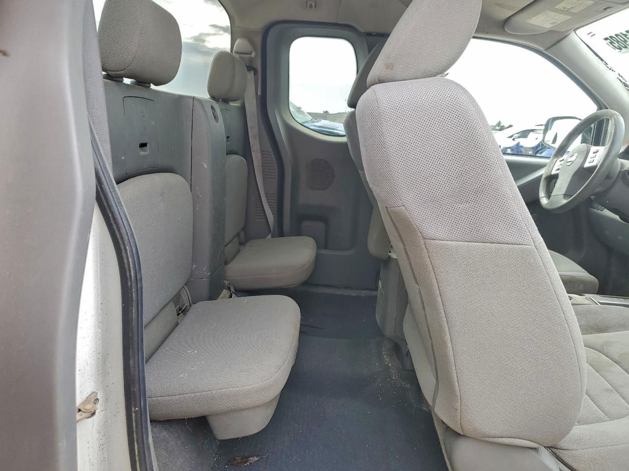 2019 Nissan Frontier s