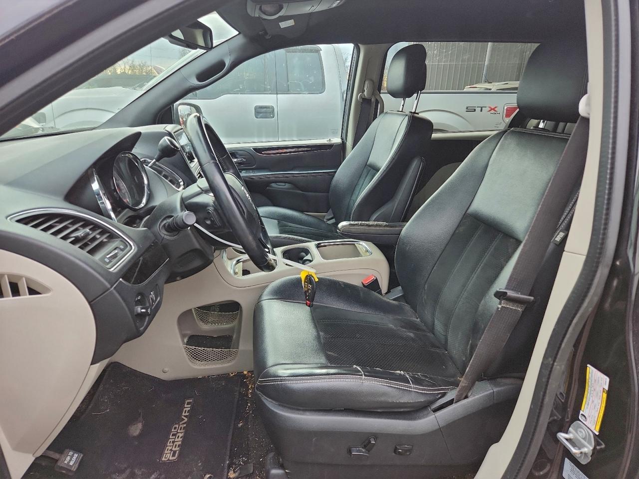 2017 Dodge Grand Caravan sxt