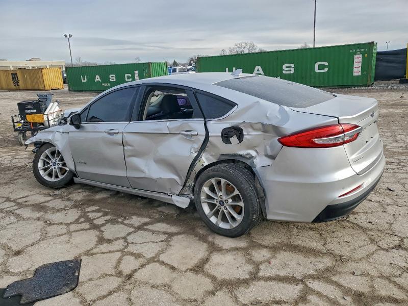 2019 Ford Fusion se