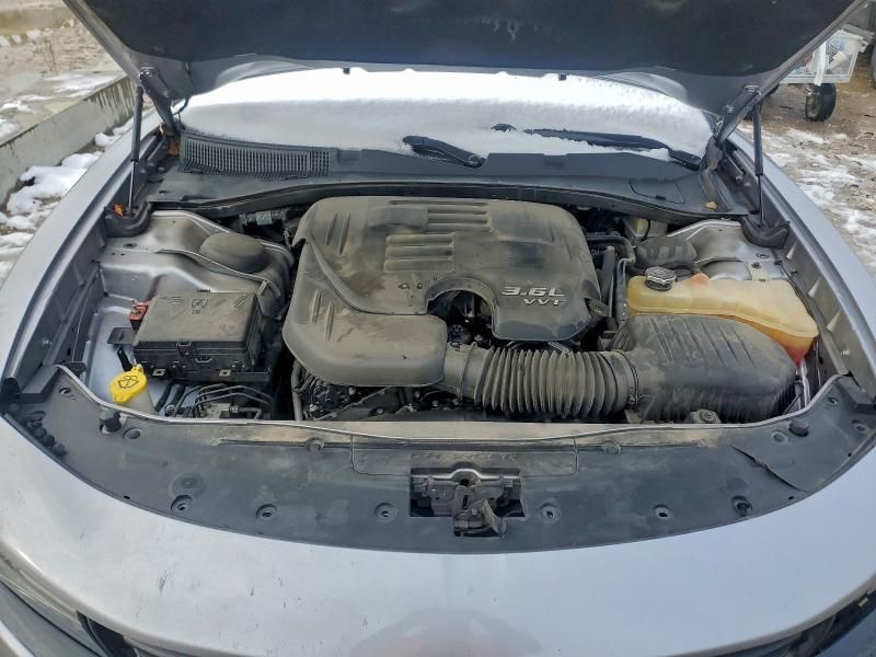 2016 Dodge Charger sxt