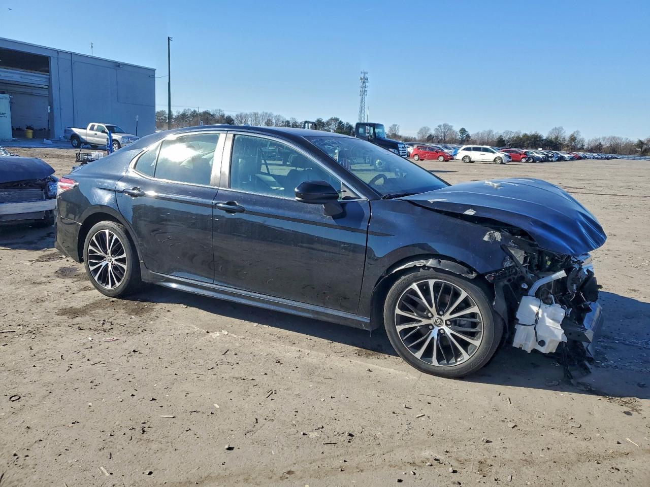 2020 Toyota Camry se