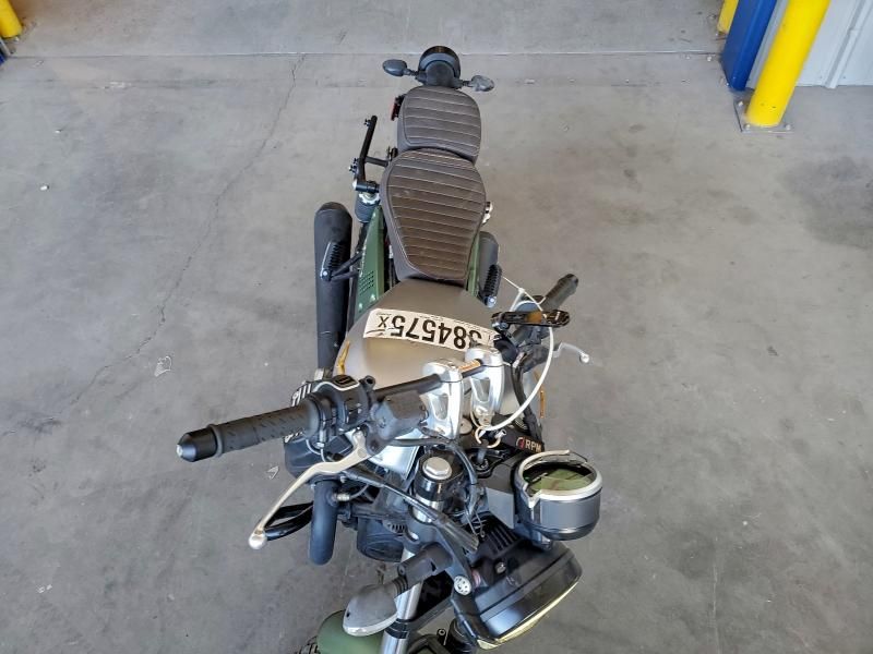 2021 Moto Guzzi V9 Bobber