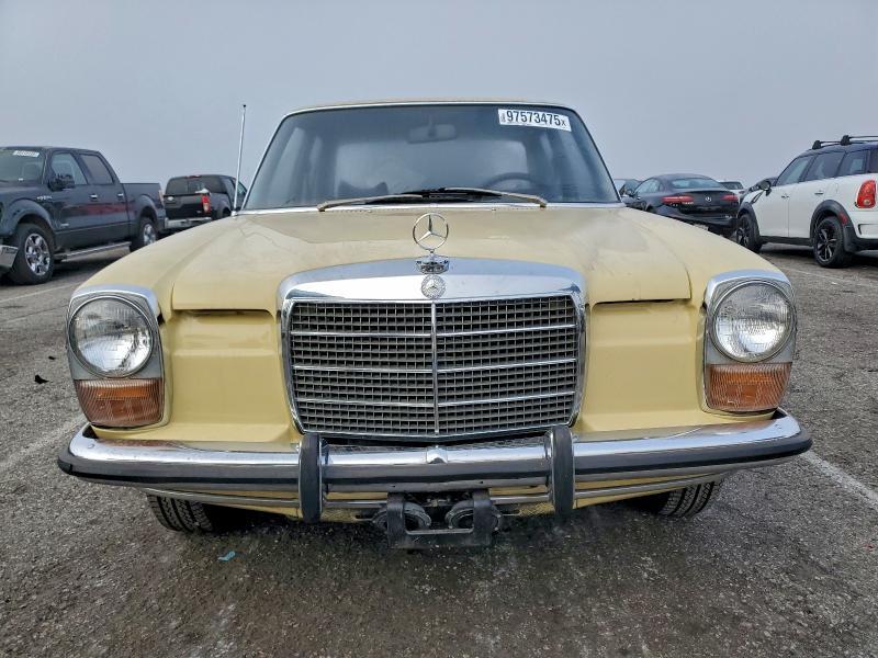 1973 Mercedes-Benz 1973 Mercedes Benz a 220