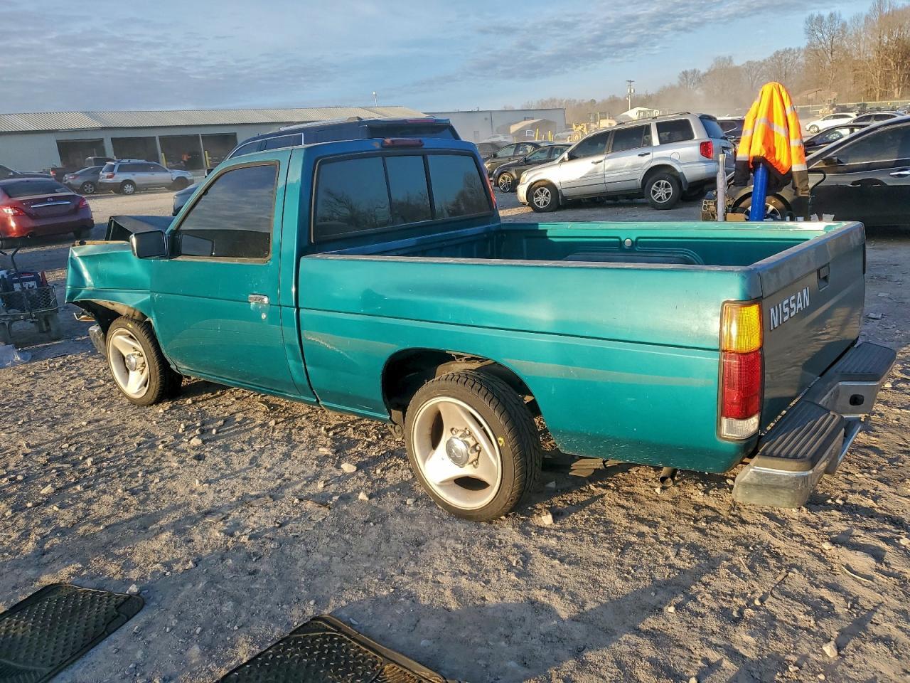 1995 Nissan Truck E/xe