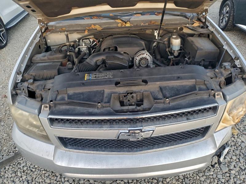 2010 Chevrolet Suburban C1500 ls