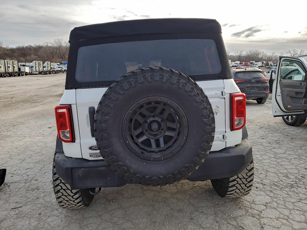 2022 Ford Bronco Base