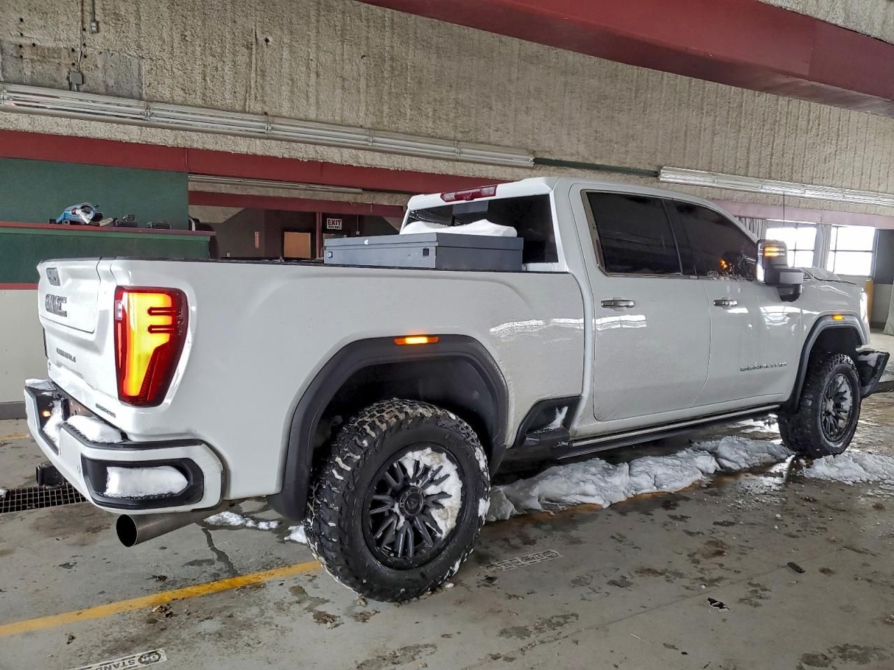2024 GMC Sierra K2500 Denali Ultimate