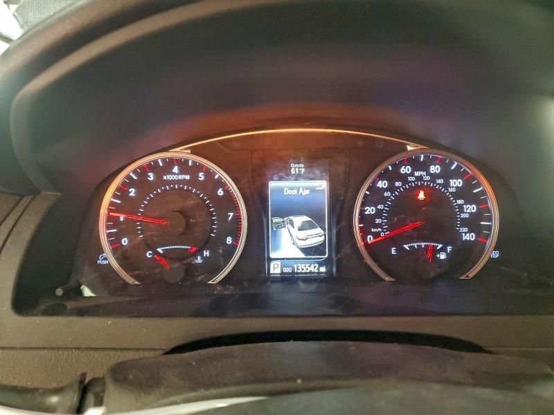 2016 Toyota Camry le