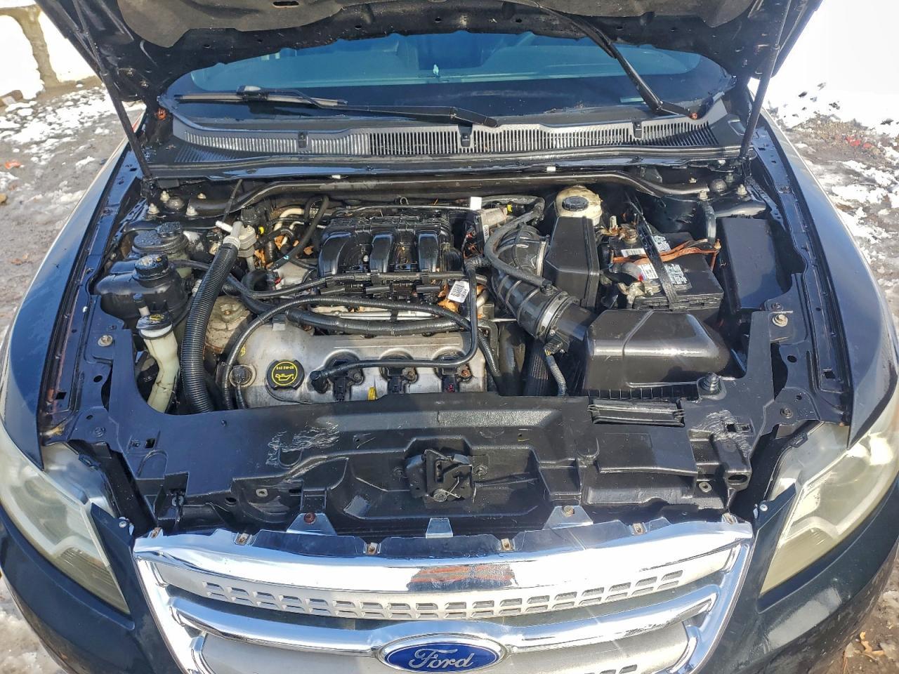 2010 Ford Taurus sel