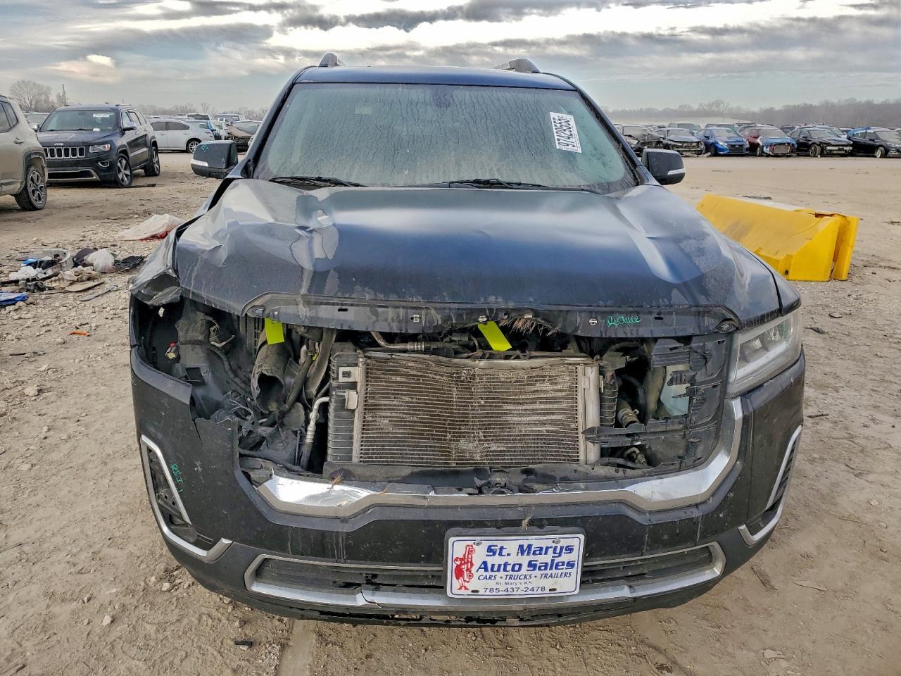2020 GMC Acadia slt
