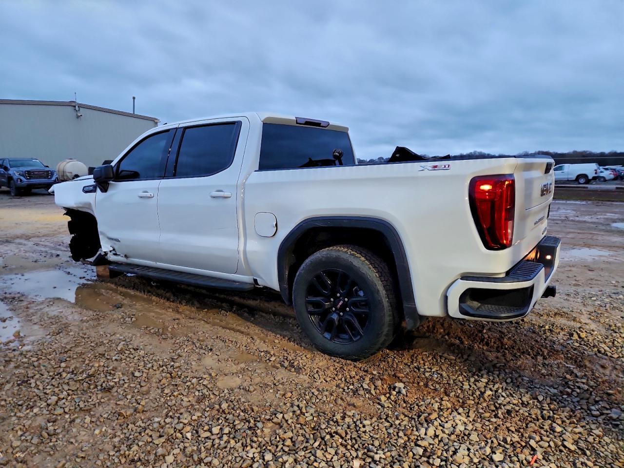 2024 GMC Sierra K1500 Elevation
