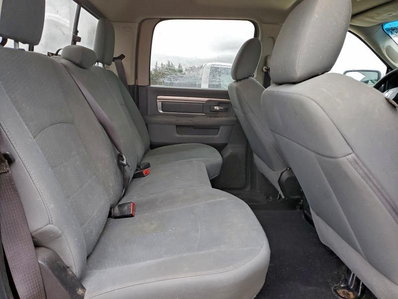 2020 Dodge Ram 1500 Classic slt