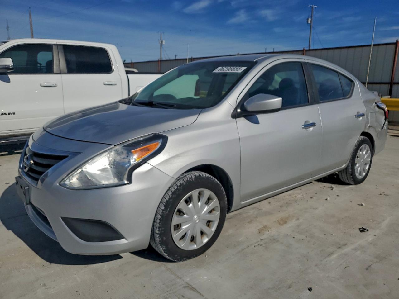 2017 Nissan Versa 1.6 sv