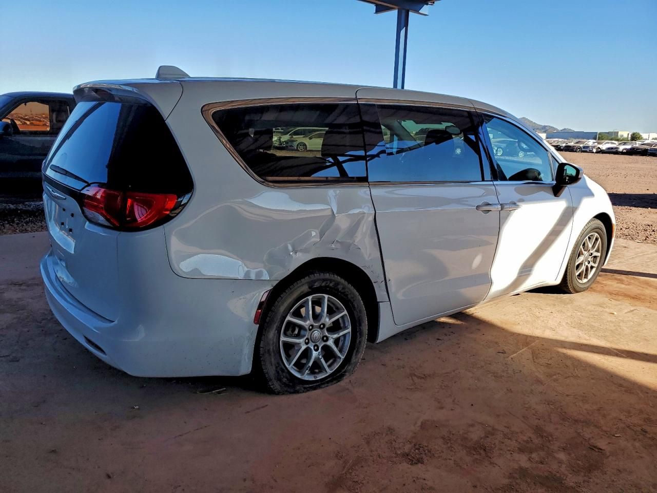 2017 Chrysler Pacifica lx