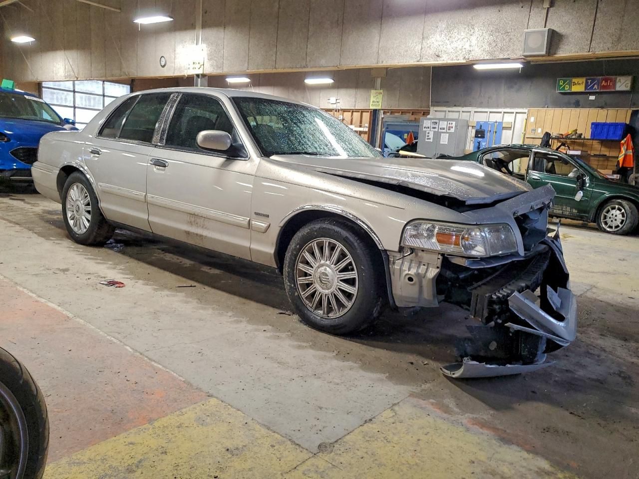 2010 Mercury Grand Marquis ls