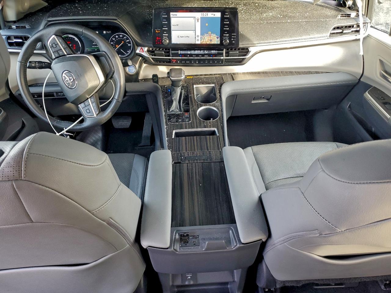 2024 Toyota Sienna Limited