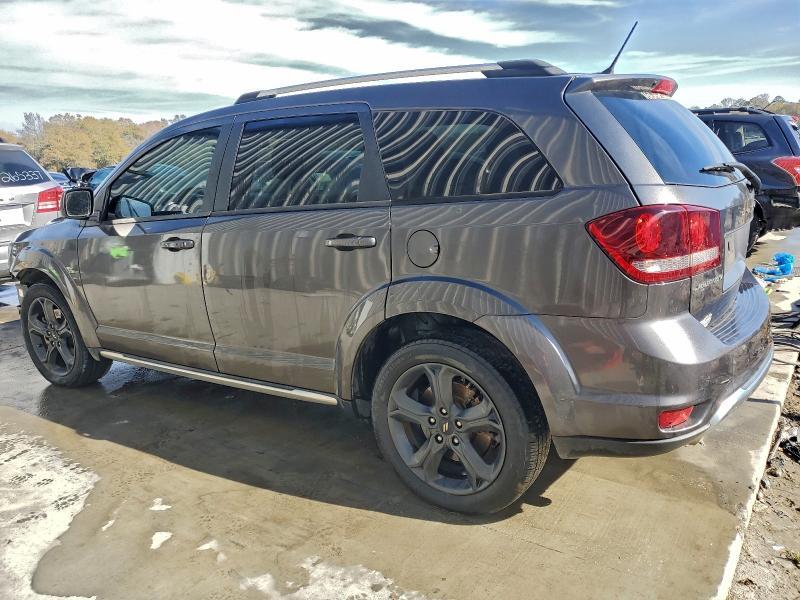 2018 Dodge Journey Crossroad