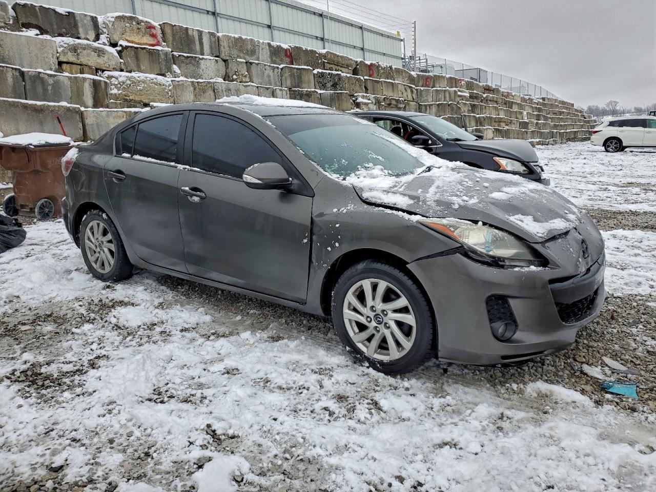 2013 Mazda 3 I