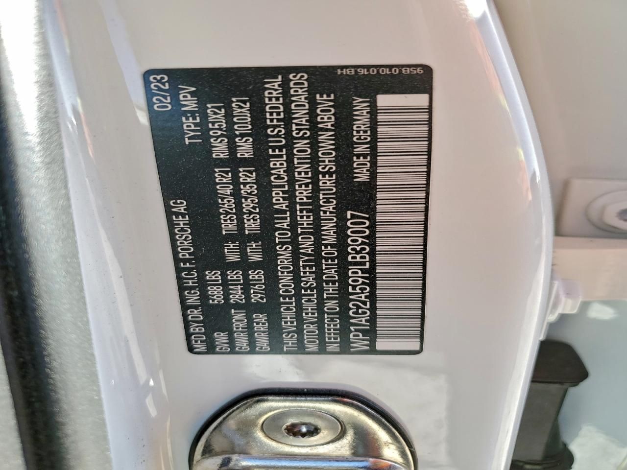 2023 Porsche Macan s