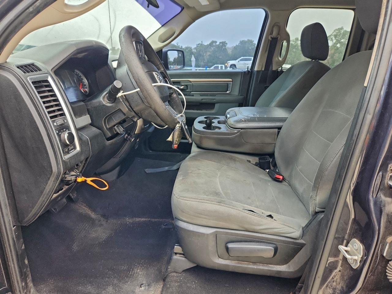 2018 Dodge Ram 1500 slt