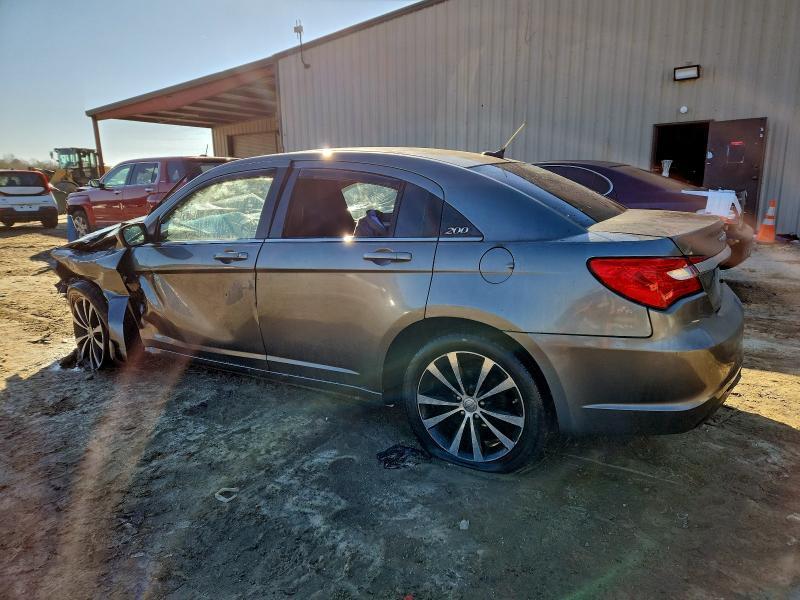 2013 Chrysler 200 Limited