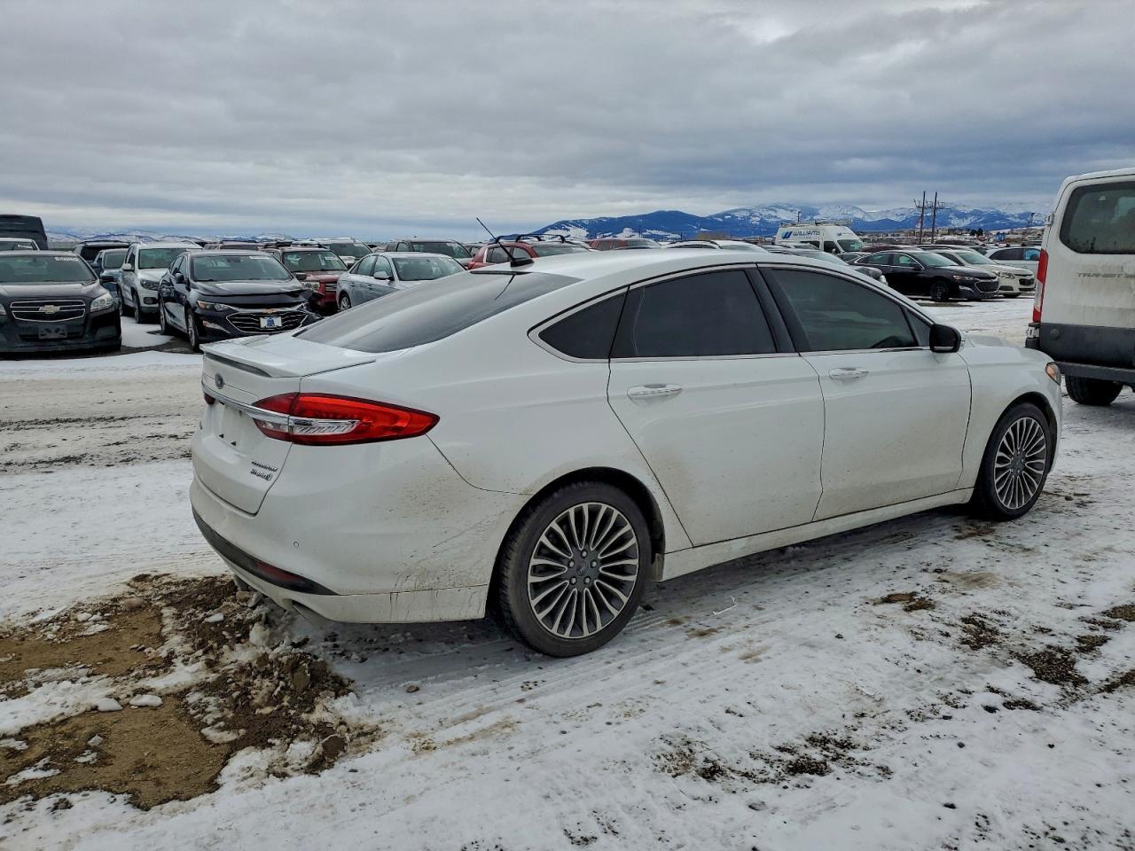 2017 Ford Fusion Titanium hev