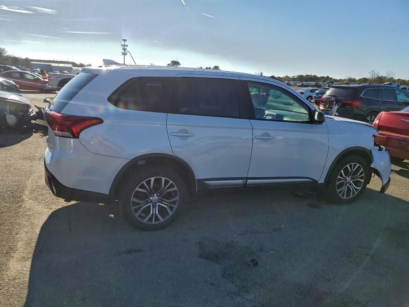 2018 Mitsubishi Outlander se