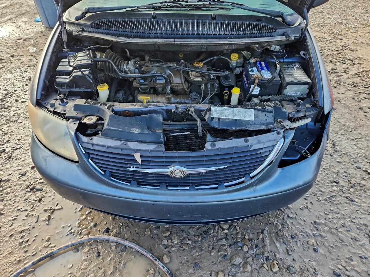 2002 Chrysler Town & Country lx