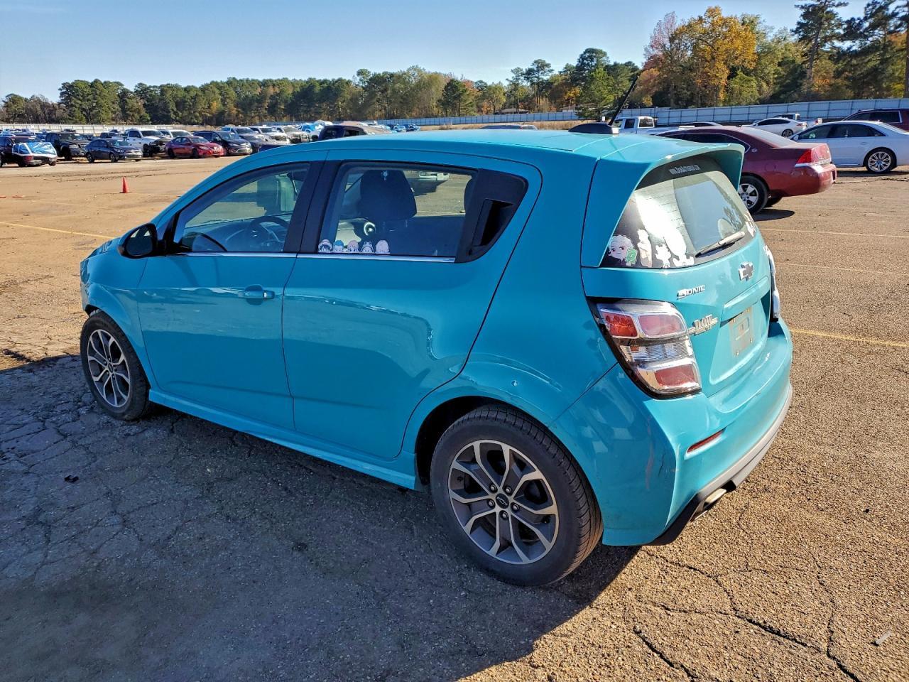 2020 Chevrolet Sonic lt