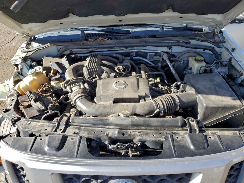 2014 Nissan Xterra x
