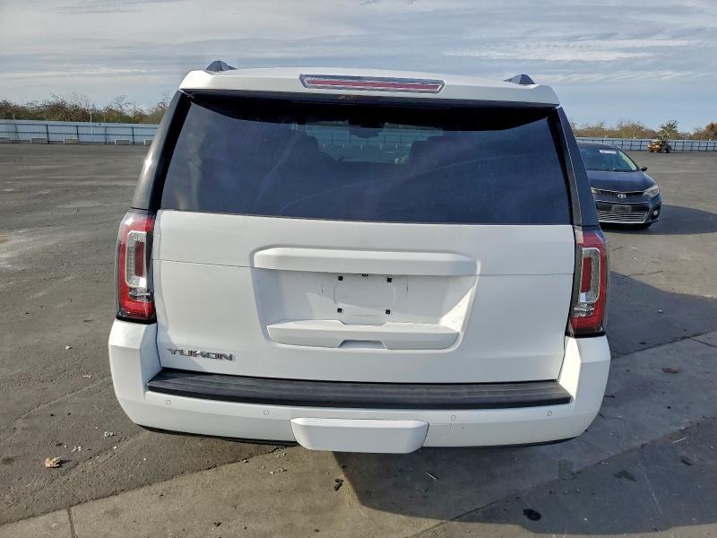 2016 GMC Yukon slt