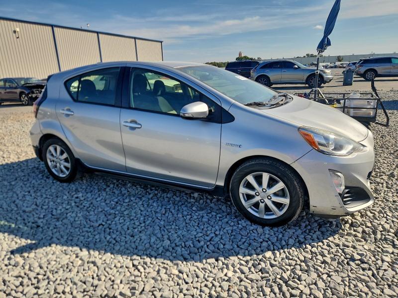 2017 Toyota Prius c