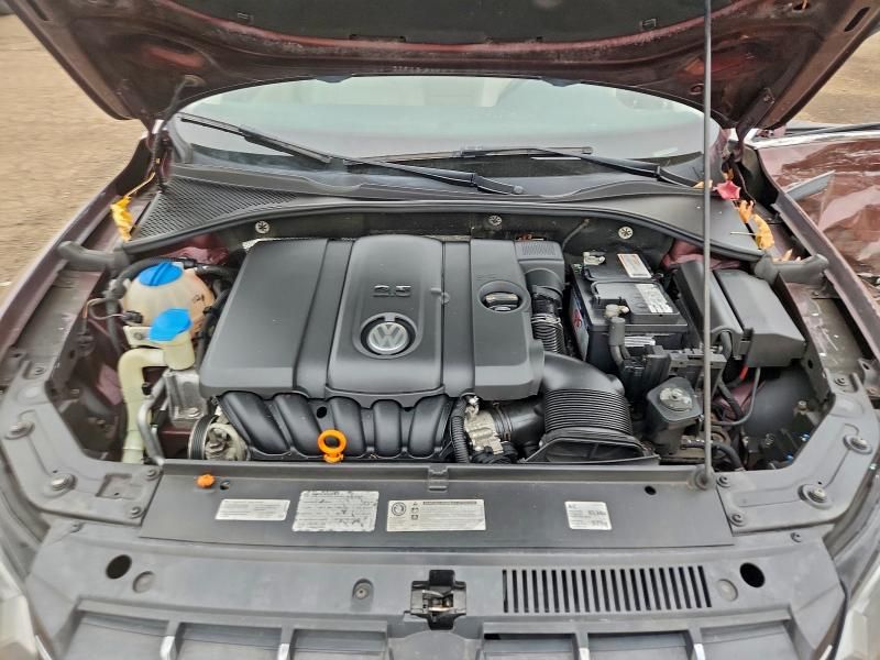 2012 Volkswagen Passat sel