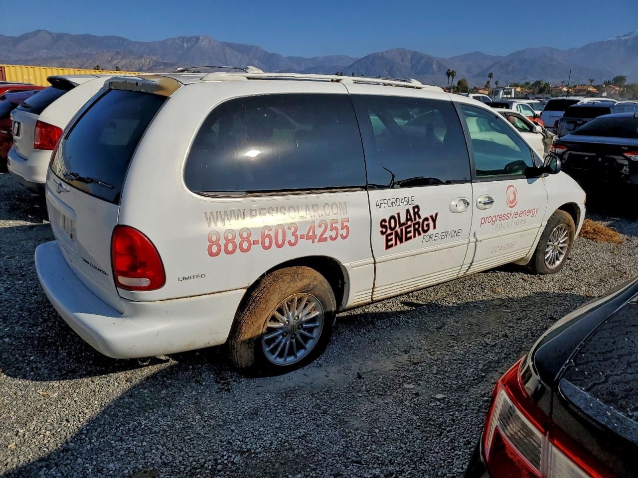1999 Chrysler Town & Country Limited