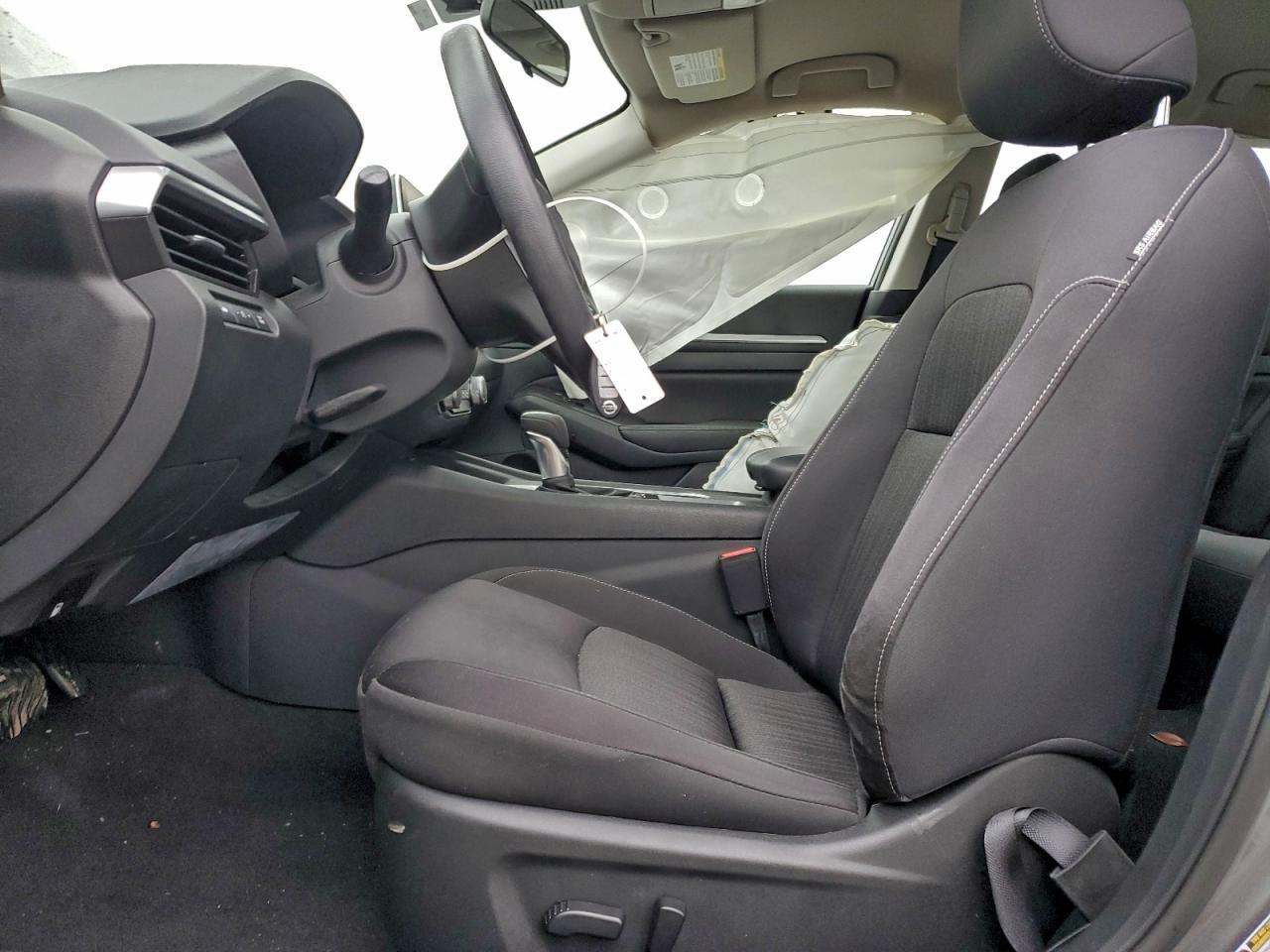 2022 Nissan Altima sv