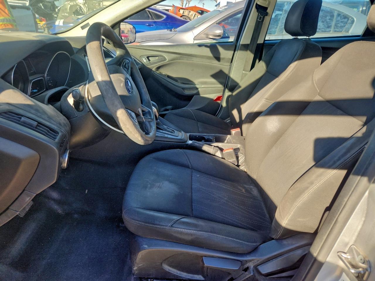 2018 Ford Focus s