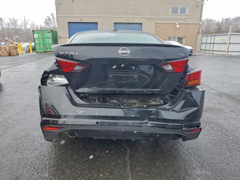 2023 Nissan Altima sl