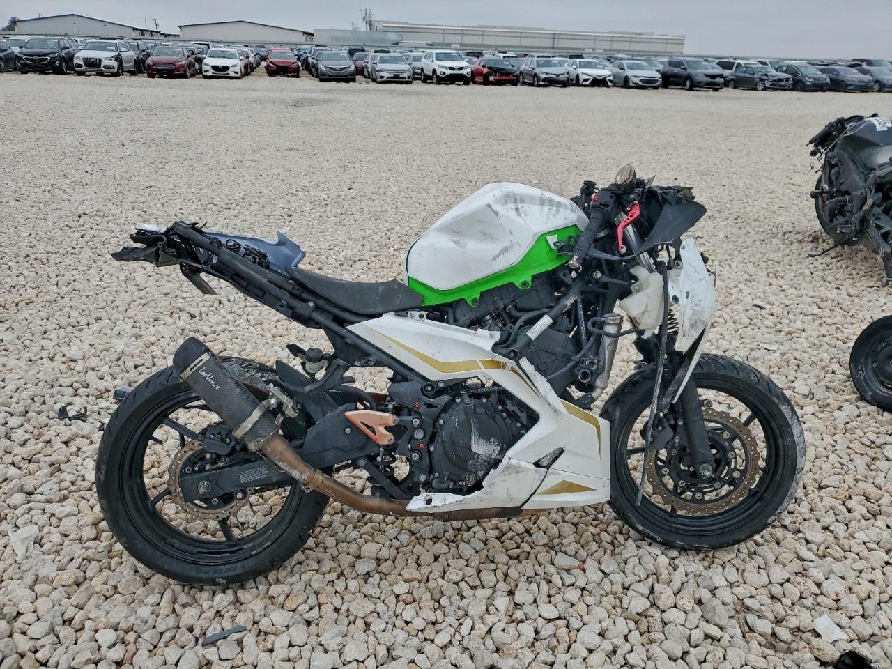 2023 Kawasaki EX400