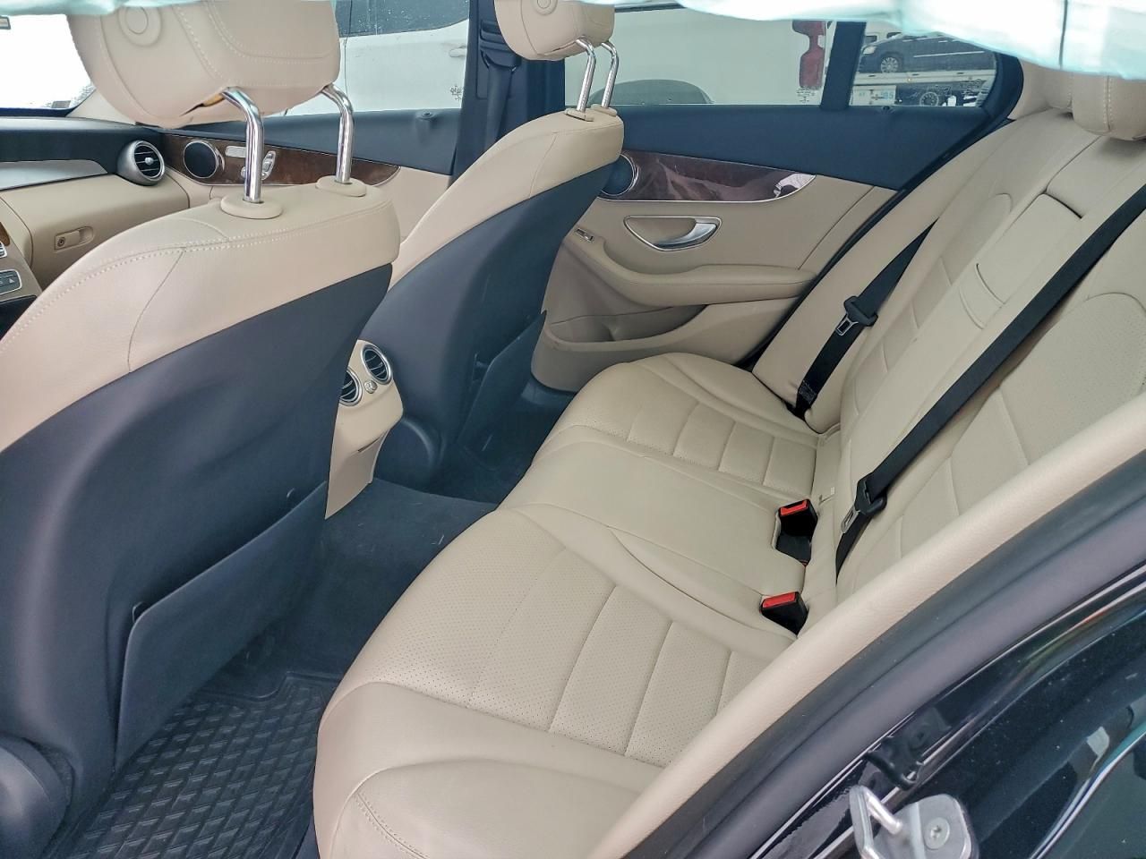 2017 Mercedes-Benz C 300 4matic