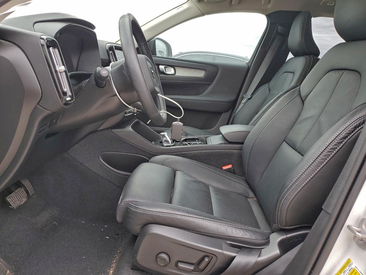 2024 Volvo Xc40 Ultimate