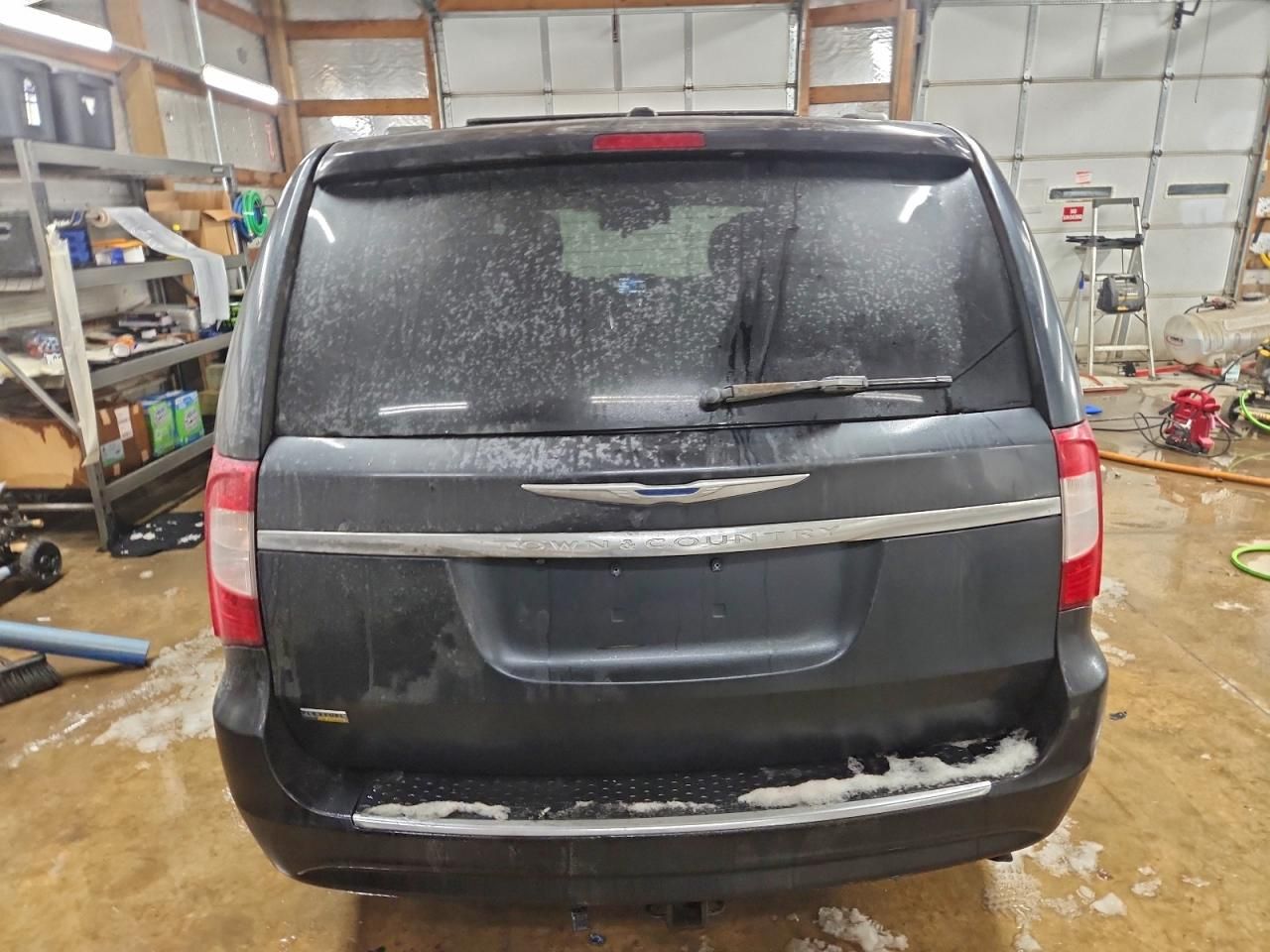 2014 Chrysler Town & Country Touring